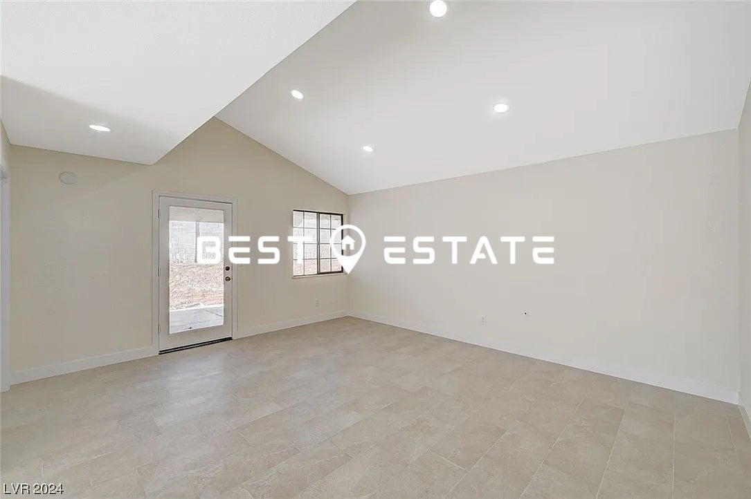 Tudur Ln, Las Vegas, NV 89119