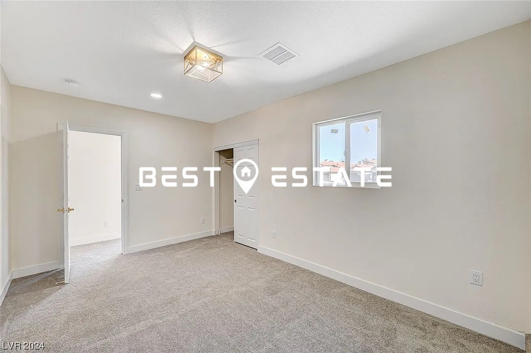 Tudur Ln, Las Vegas, NV 89119