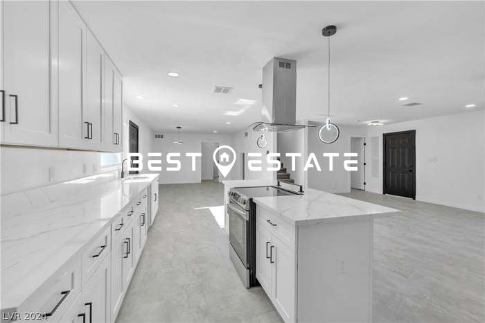 Scotwood St, Las Vegas, NV 89121