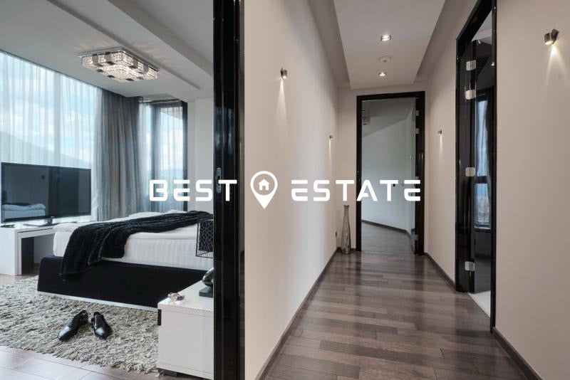Luxurious living with panoramic views
